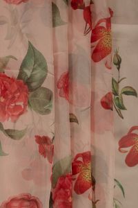 Retalho Tecido Musseline Toque de Seda Doncella Estampa Floral Rosa Quartzo 0,60 Metro