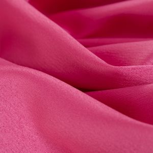 Tecido Crepe Vogue Silk Span Rosa Carmim