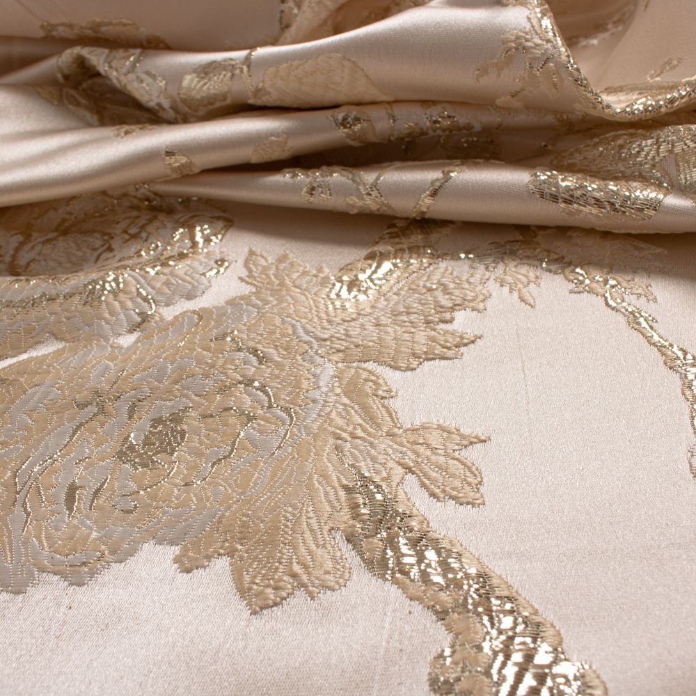 Tecido Jacquard Estampa Floral Creme