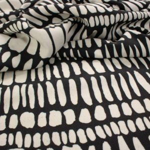 Tecido Viscose Italiana Estampa Abstrata Preto e Off White