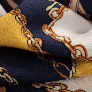 Tecido Viscose Trama de Linho Estampa Correntes Azul Marinho Amarelo e Branco